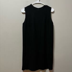 Vince Sleeveless Silk Blend Shift Dress Black‎ size 4 Business Career